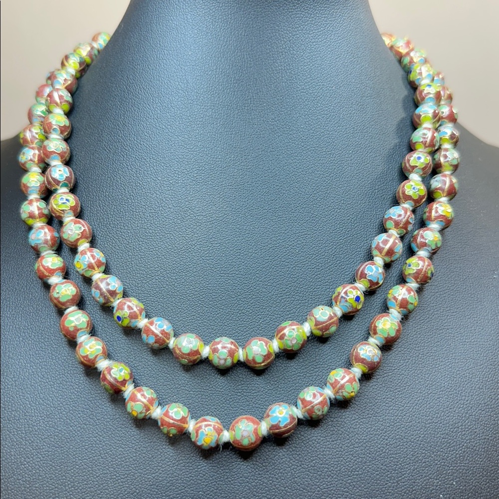 Chinese Cloisonné Box Clasp Hand Knotted 33” Necklace - Picture 5 of 12